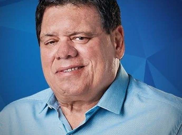 Emendas de Flaviano leva asfalto para ruas do bairro Portelinha, em Acrelândia